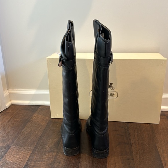 Coach Boots - Picture 5 of 9
